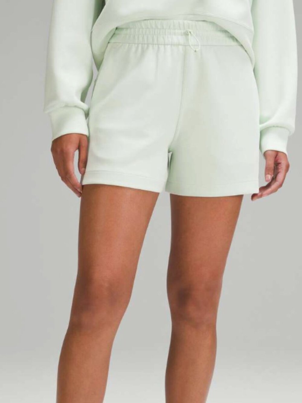 Lululemon Softstreme High Rise Short 4" Kohlrabi Green Size 10